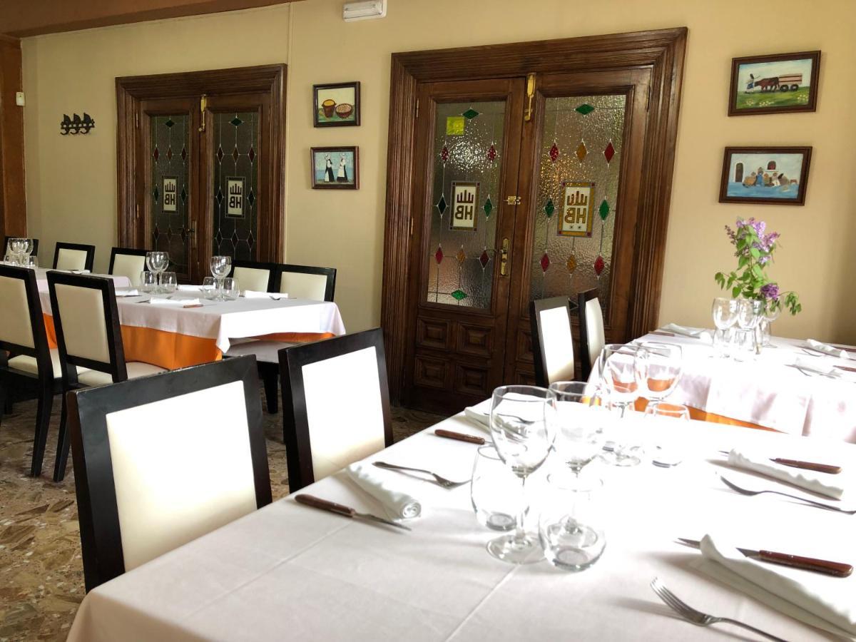 Hotel Barbacedo Mijares  Екстериор снимка