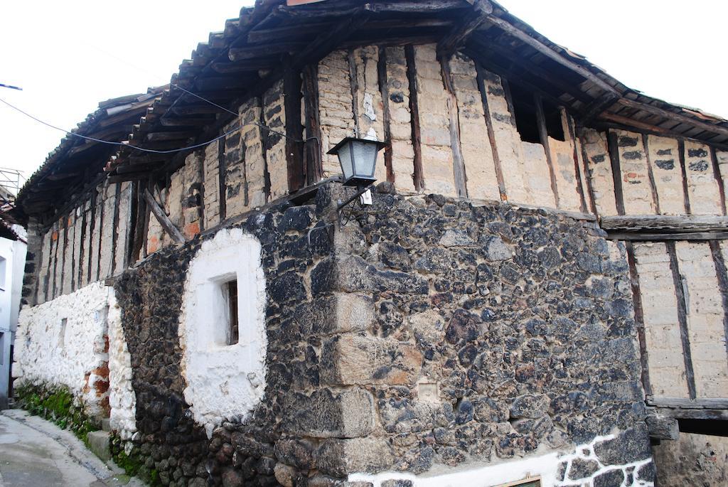 Hotel Barbacedo Mijares  Екстериор снимка
