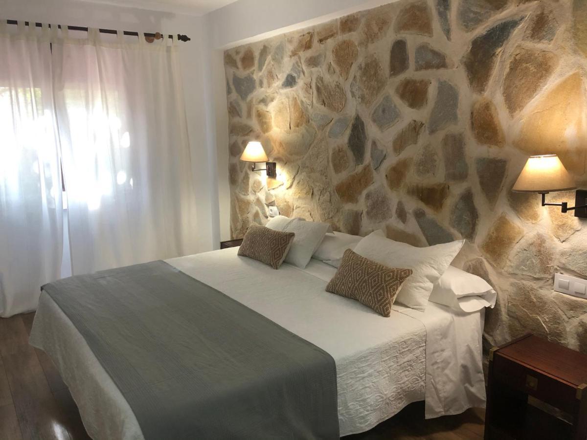 Hotel Barbacedo Mijares  Екстериор снимка