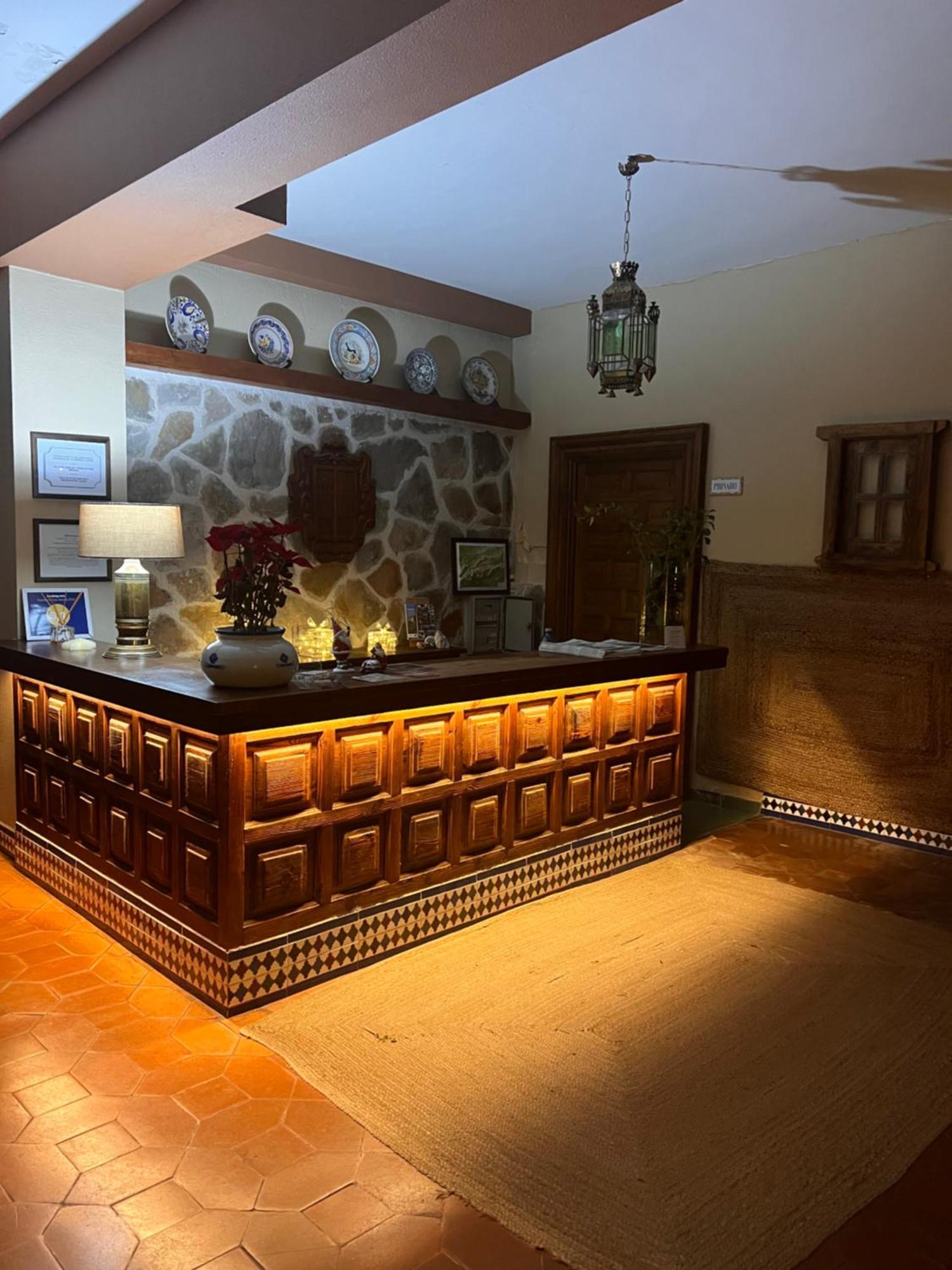 Hotel Barbacedo Mijares  Екстериор снимка