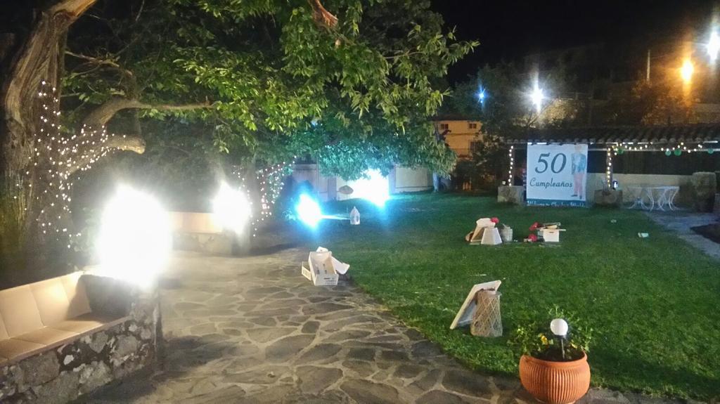 Hotel Barbacedo Mijares  Екстериор снимка